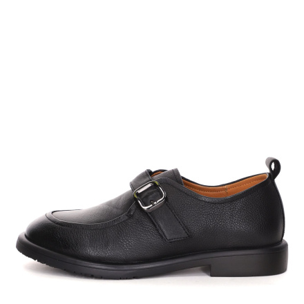 Закрытые туфли