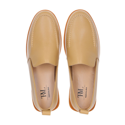 Закрытые туфли